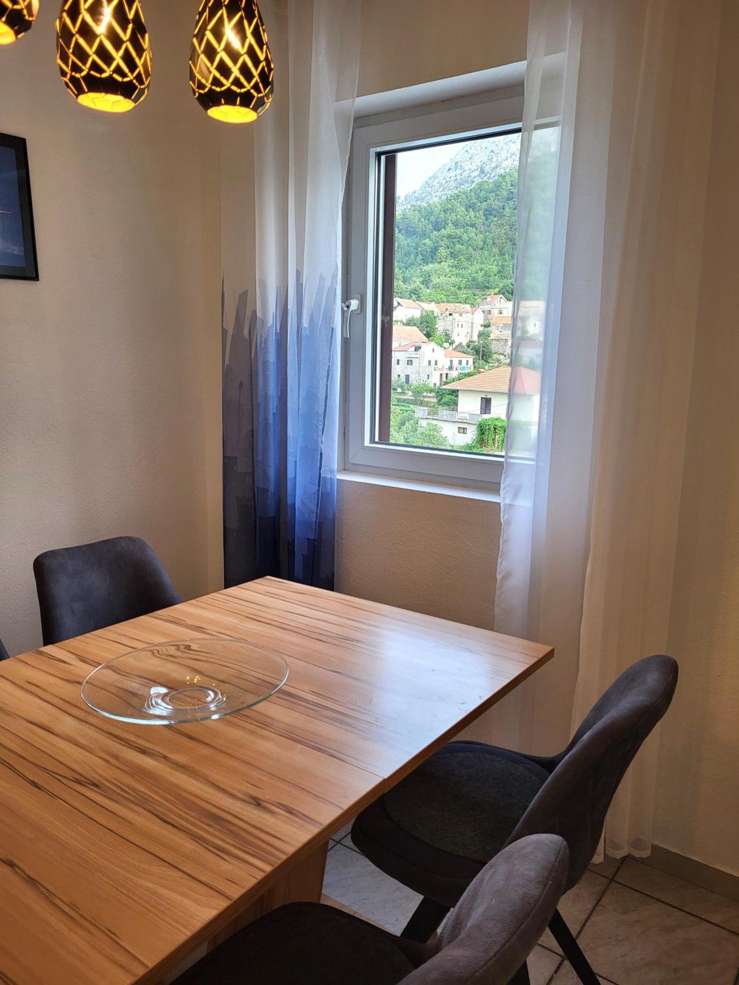 Apartments Pitve Йелса Екстериор снимка