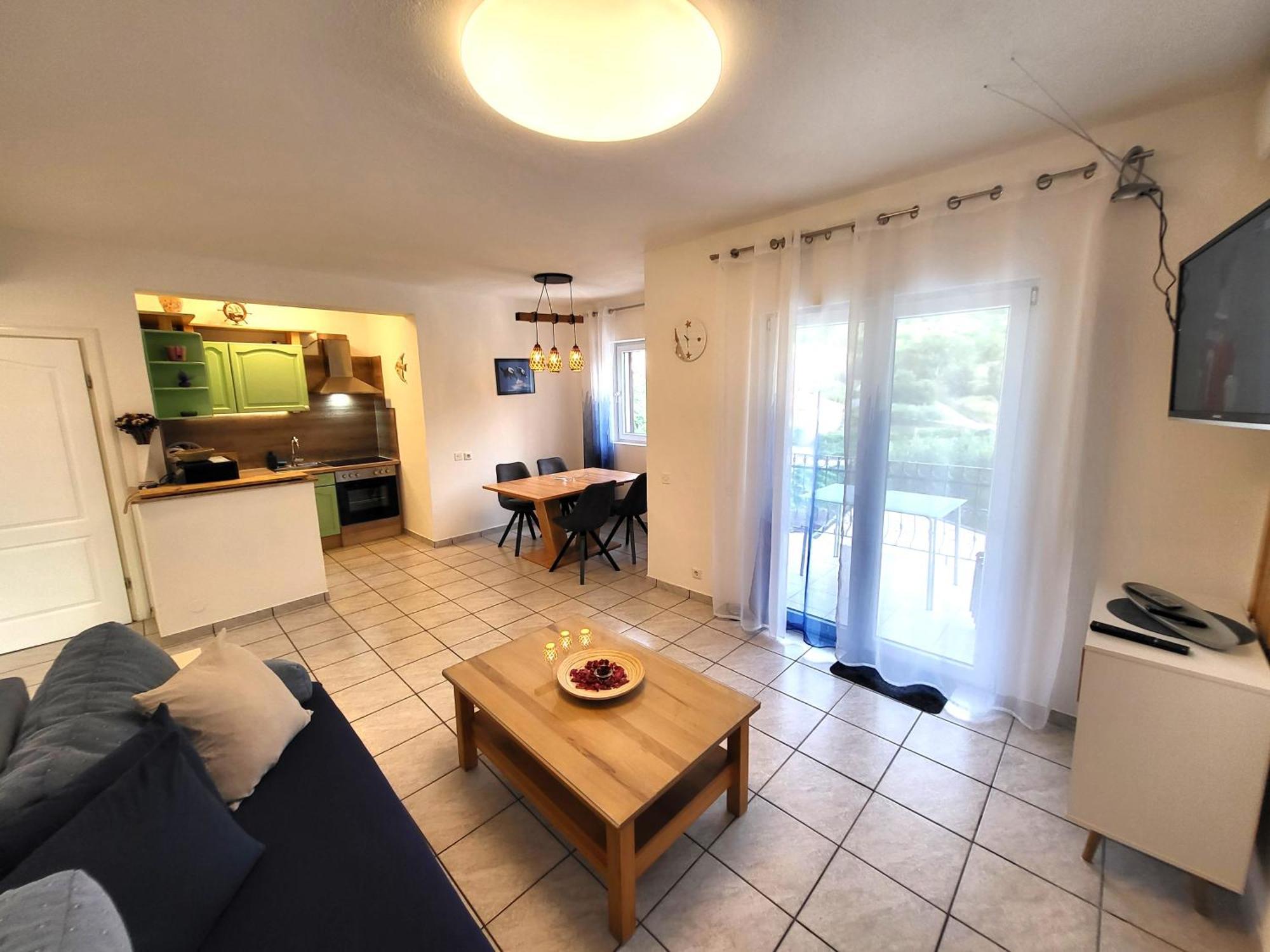 Apartments Pitve Йелса Екстериор снимка