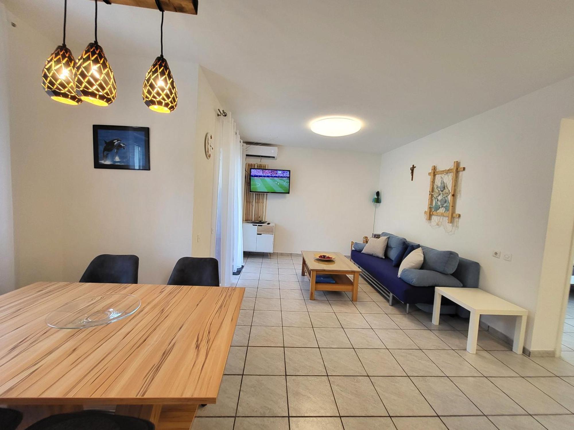 Apartments Pitve Йелса Екстериор снимка