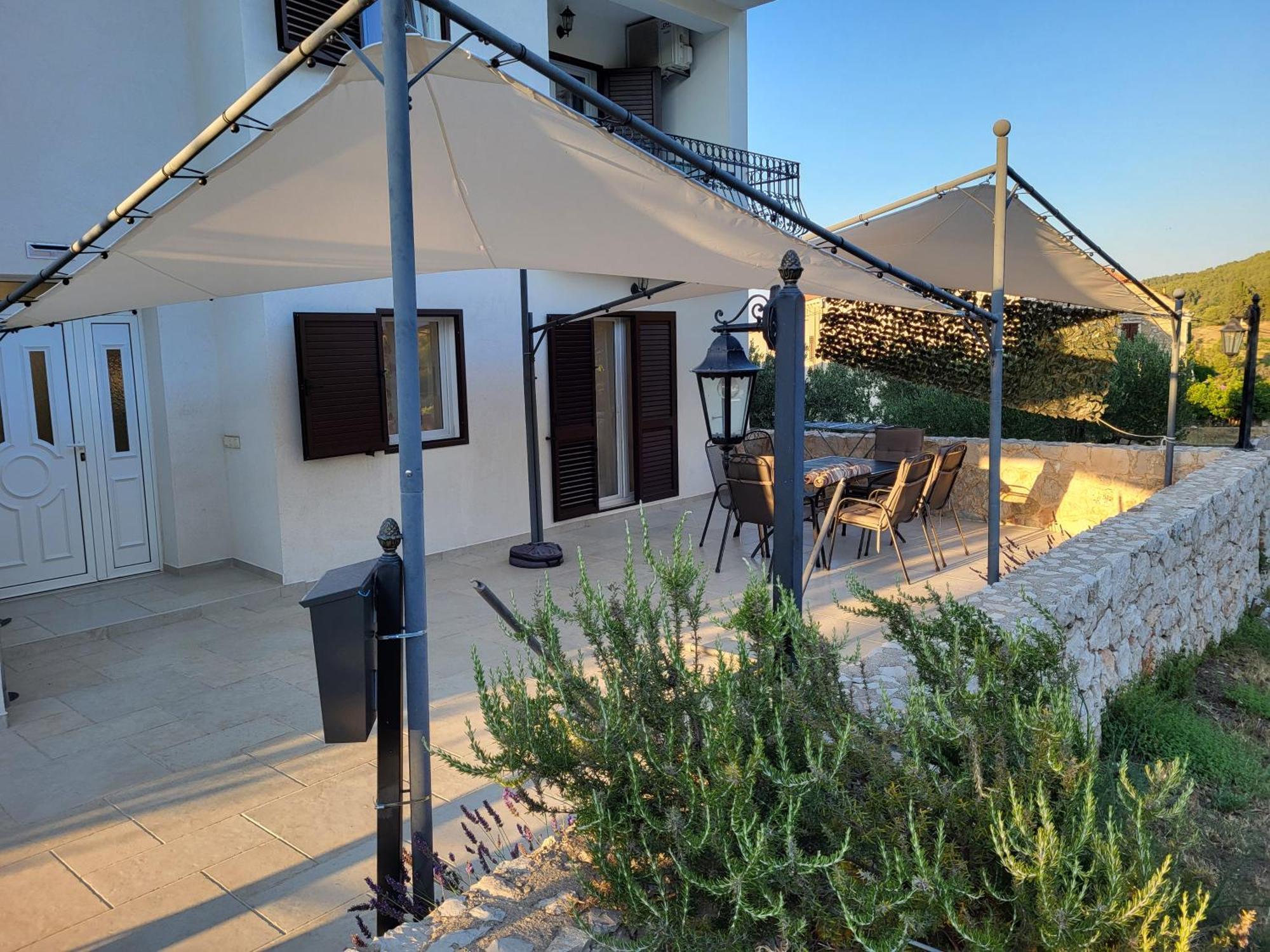 Apartments Pitve Йелса Екстериор снимка